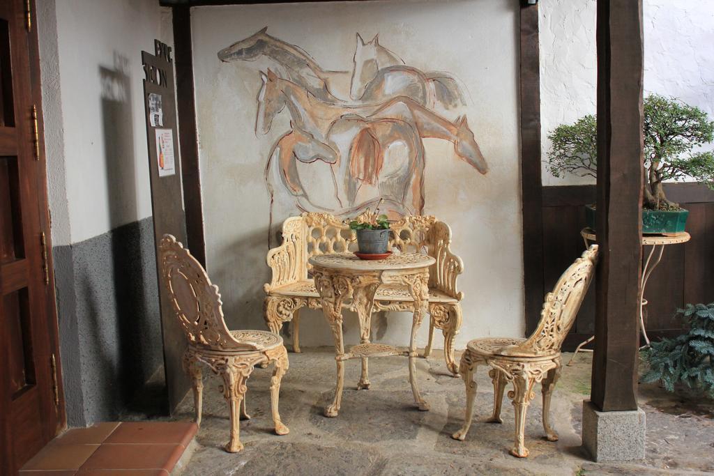Posada Restaurante Casa De La Sal Candelario Exteriör bild